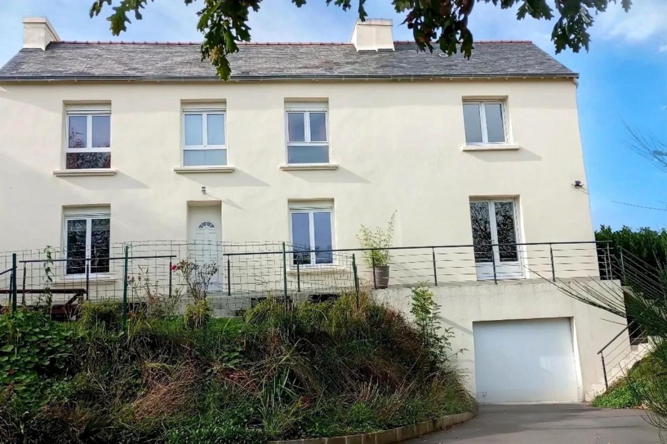Petite Maison Avec Jardin Landrévarzec 外观 照片